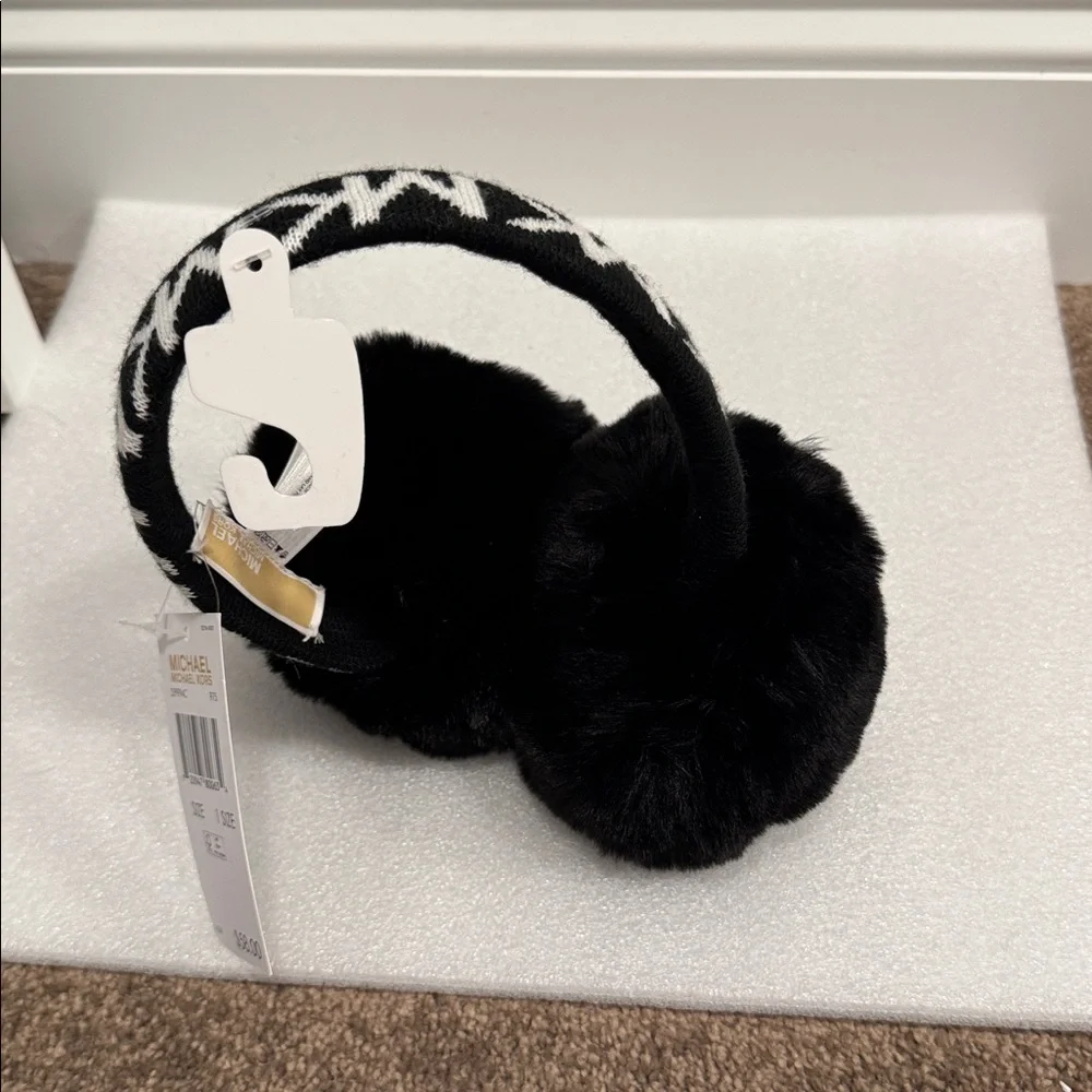 Michael Kors NEW Black and White Earmuffs - Picture 3 of 5